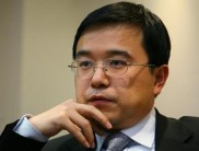 一汽重组落空，双股跌停！王亚伟出逃、投资者何去何从？